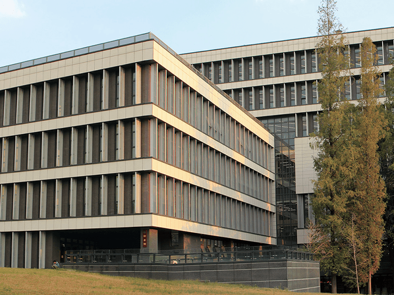 02-Case Gallery