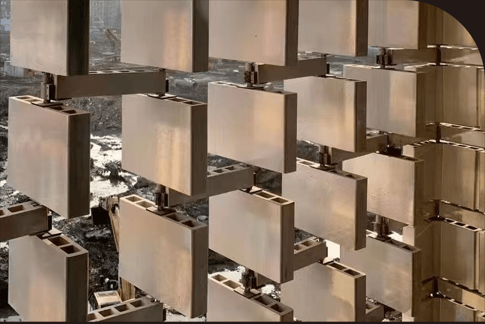 04-Bottom Display Image