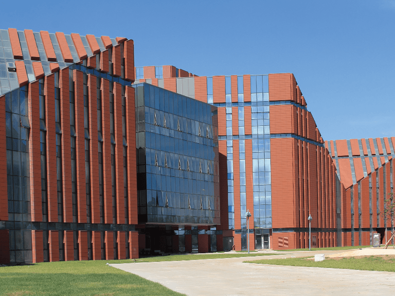 04-Case Gallery